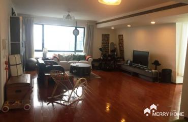 penthouse for rent in hongqiao City Condo